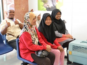 waiting-in-clinic3